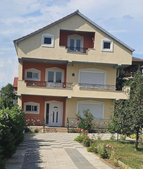 Villa Topuzi First Floor